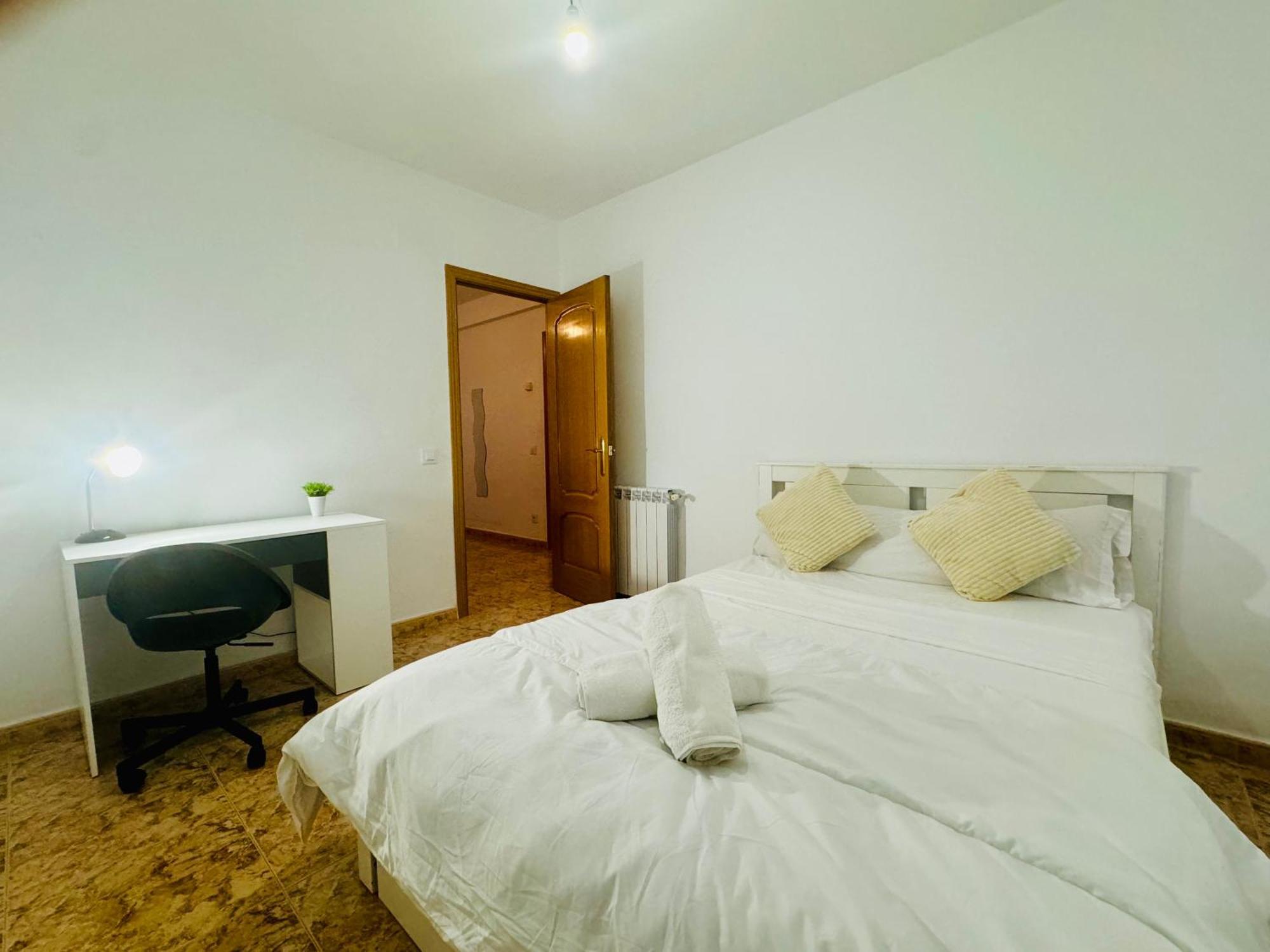 Appartamento Pisos Baraja Gl Madrid Esterno foto